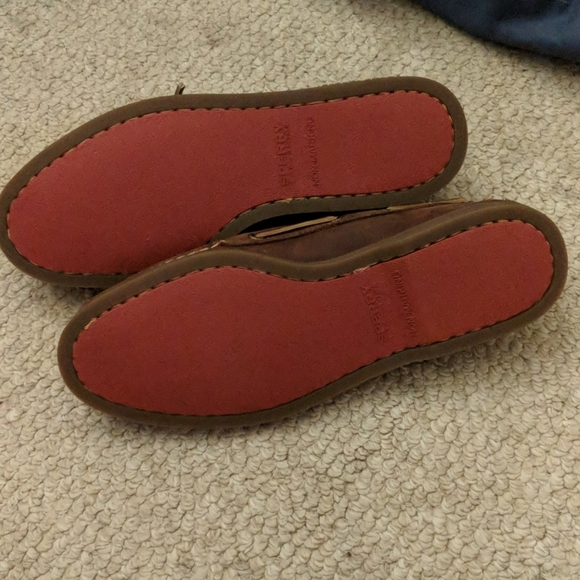 Sperry's - Picture 3 of 3